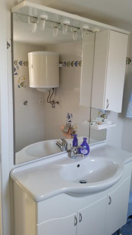Apartment Sajkovic Ugljan Extérieur photo