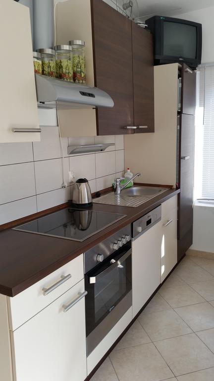 Apartment Sajkovic Ugljan Extérieur photo