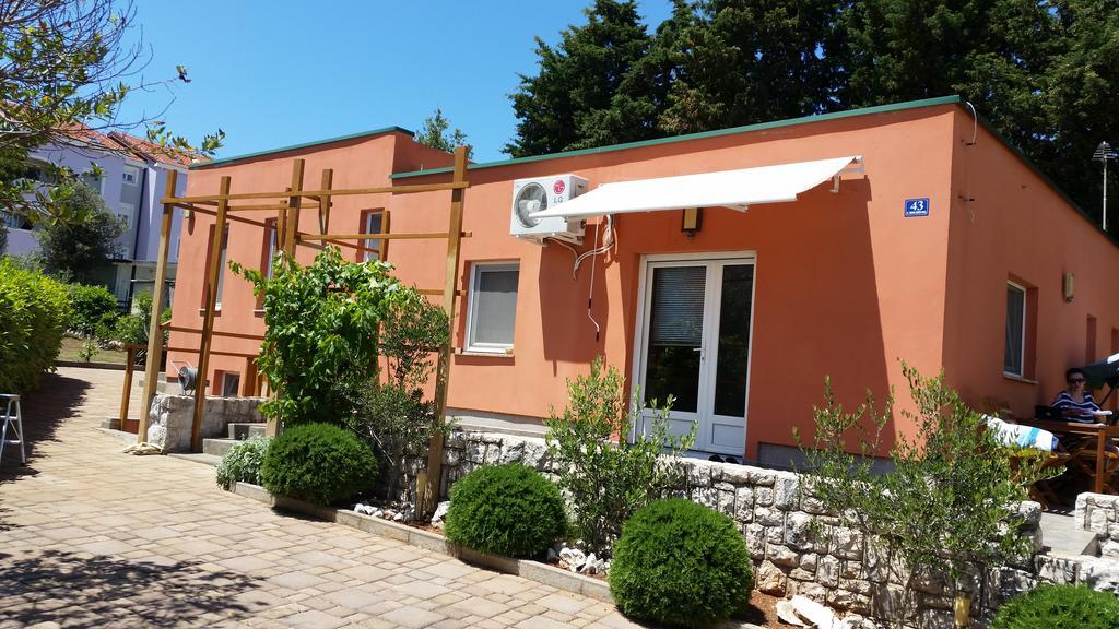 Apartment Sajkovic Ugljan Extérieur photo